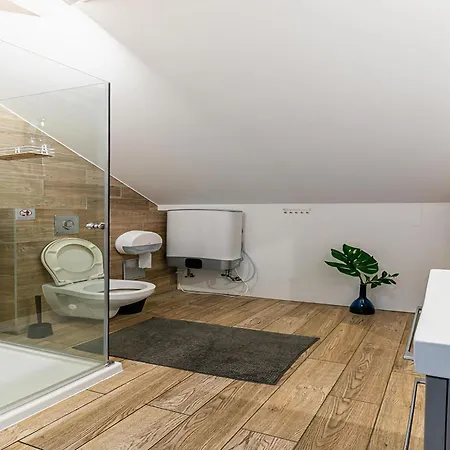 Comfortable Apartment, Summer Pool דירה