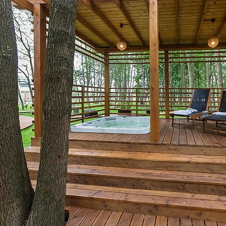 Comfortable Apartment, Summer Pool דירה *