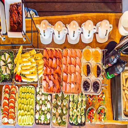 Comfortable Apartment, Summer Pool נישורזה